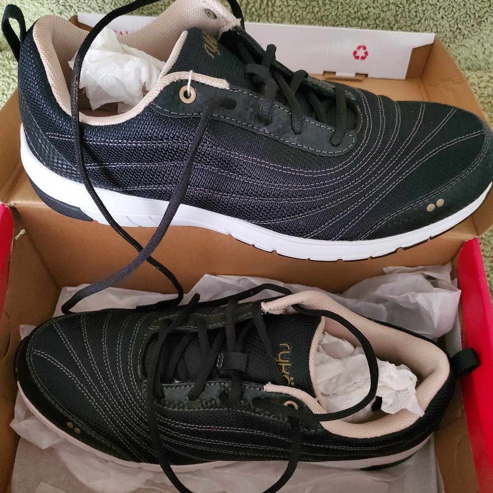 Ryka Women's Black Tennis Shoes